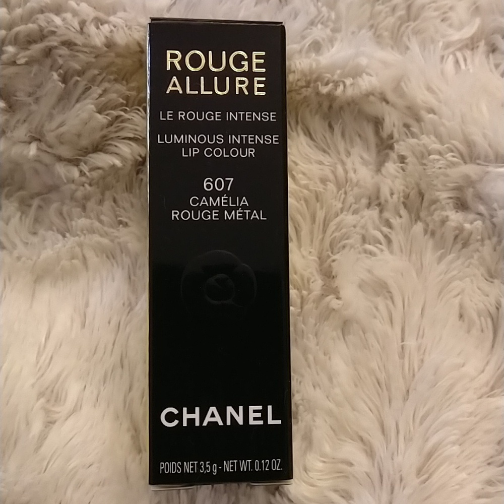 Chanel LE Rouge Allure Luminous Intense Lipstick: 607 Camilia Rouge Metal ✨NIB ✨